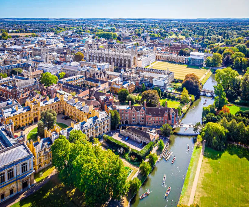 Cambridge — Spiral group holiday photo